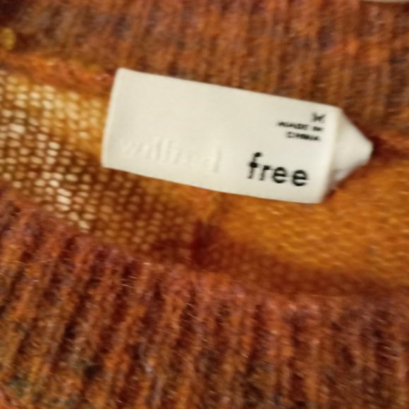 Wilfred Free Wool Longsleeve Crop Top - Picture 2 of 2